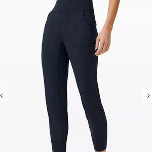 Black Slouchy Joggers w/ side pockets & key pocket